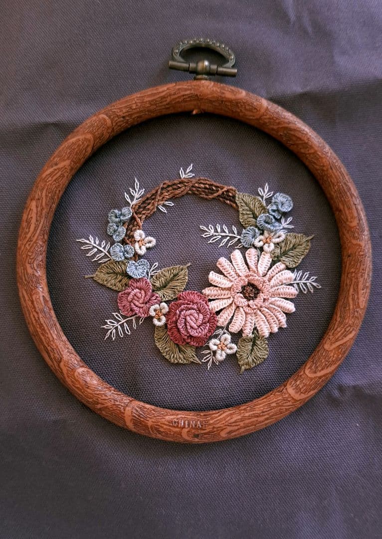 【専用】ハンドメイド　刺繍フレーム