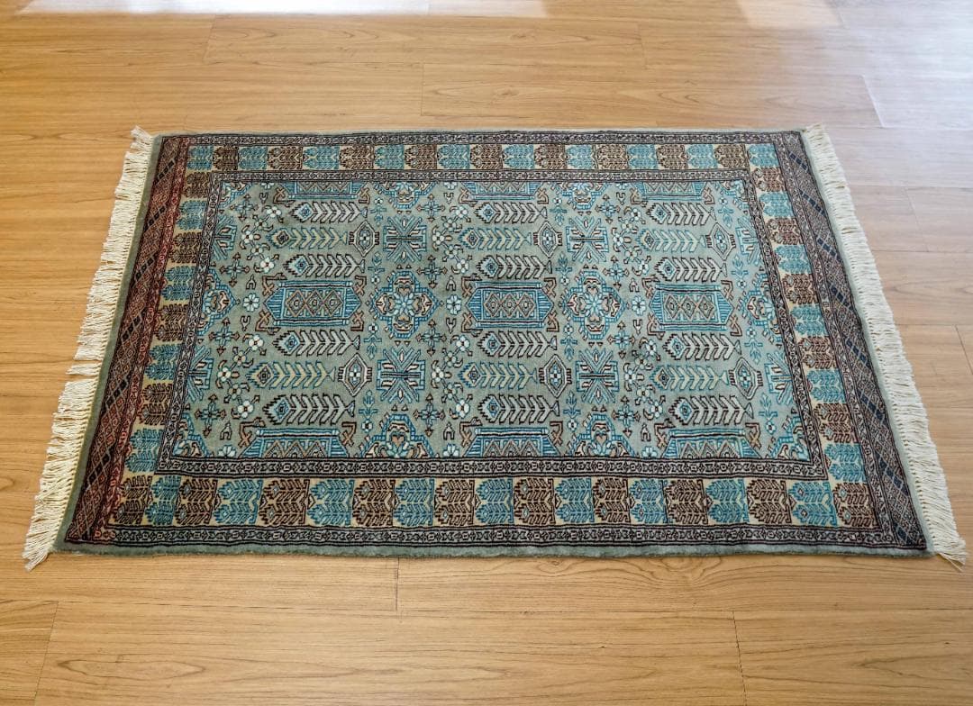 123×81cm パキスタン手織り絨毯