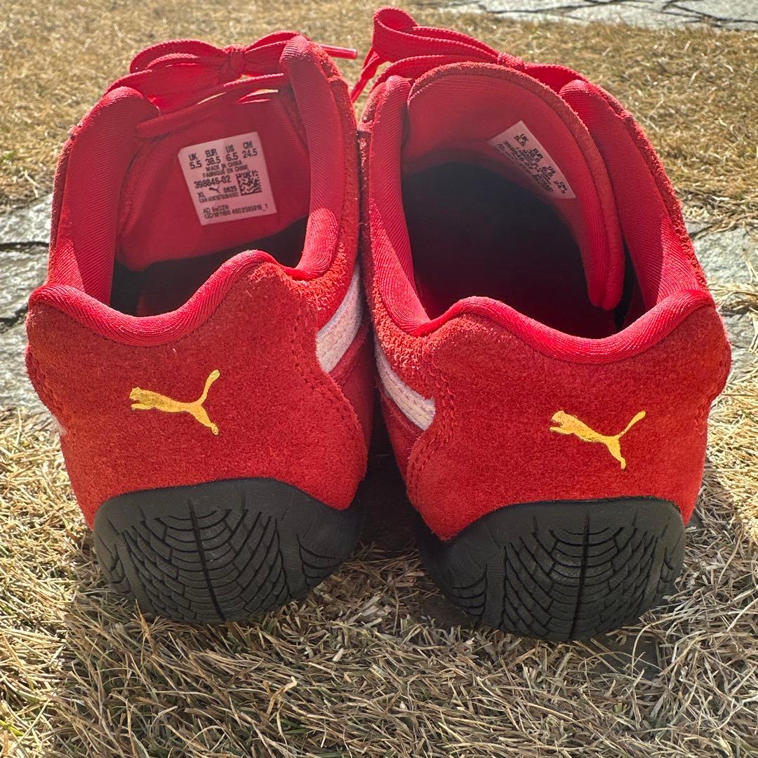 プーマ　スピードキャットOGスニーカー　赤