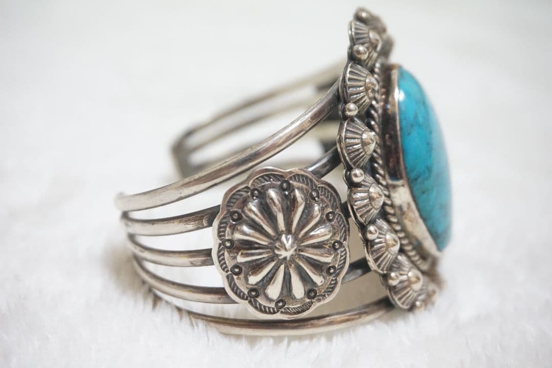 ナバホ バングル ターコイズ ナバホ族 e.Richards 作 NAVAJO