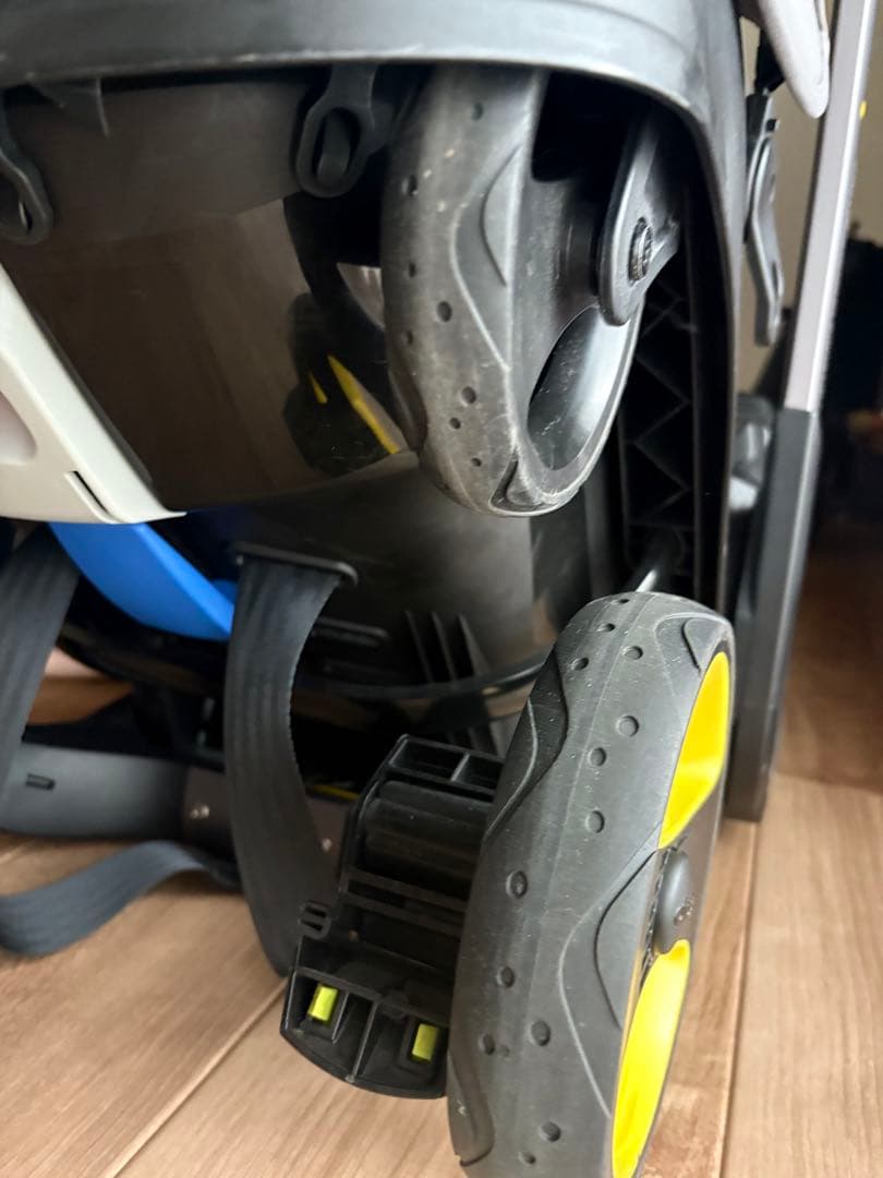 doona ベビーカー