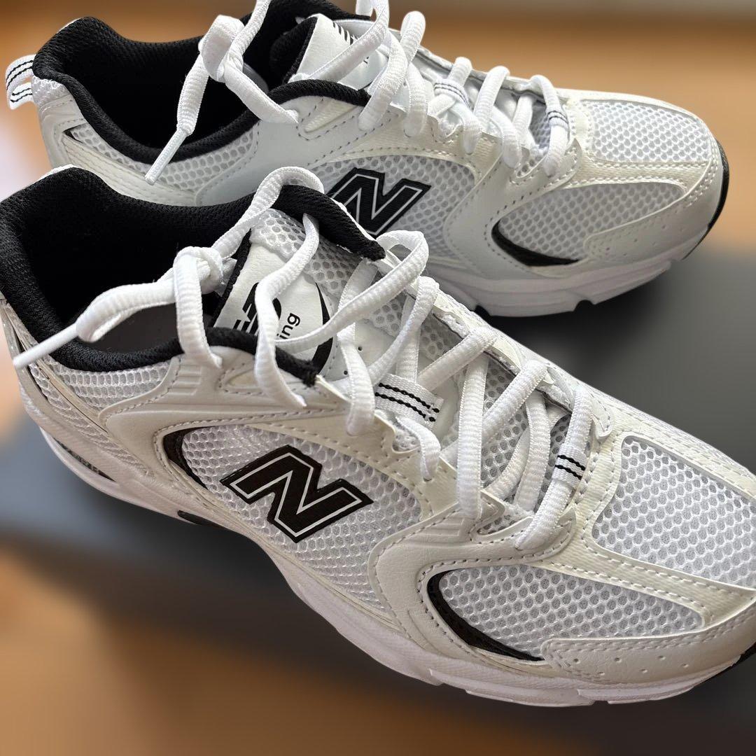 KN　美品☆ニューバランス MR530EWB ブラック ホワイト 23cm