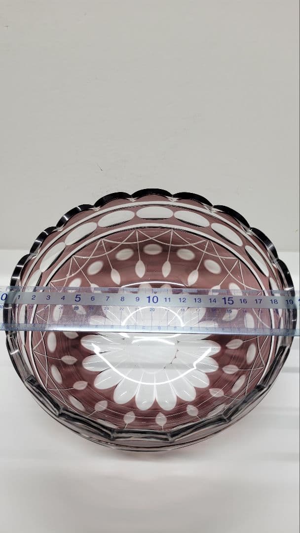 戦前 大正ガラス 切子 輪花 カット 紫被せ切子 直径19cm