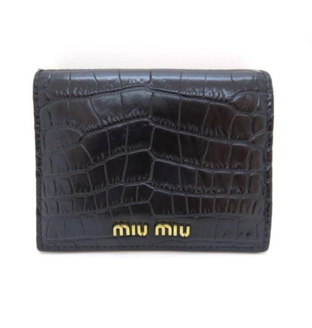 miumiu 財布