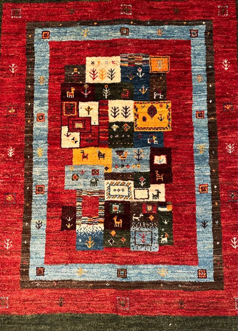 ギャッベ　ペルシャ絨毯