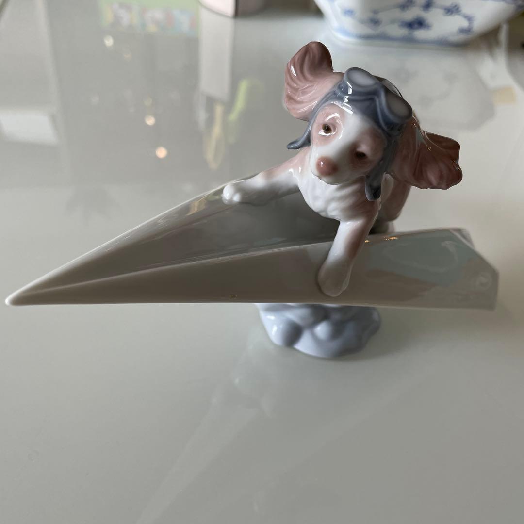 ☆LIADRO リアドロ 犬と紙飛行機 陶器 人形