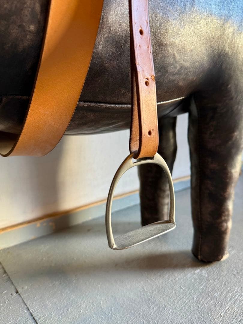 OMERSA HORSE レザー アニマル 馬 フットスツール オブジェ