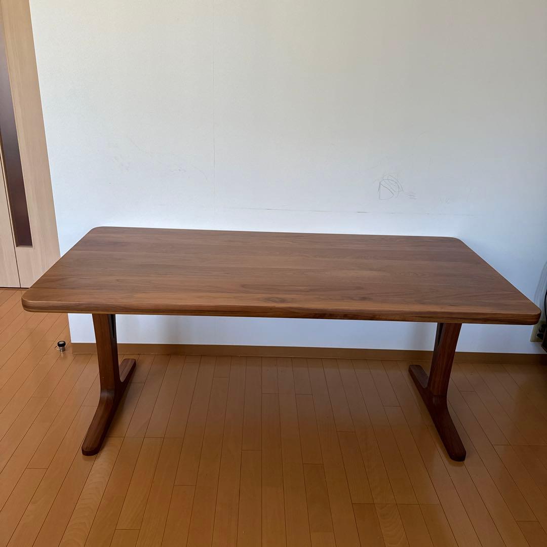 karimoku ダイニングテーブル ウォールナット　幅1650mm