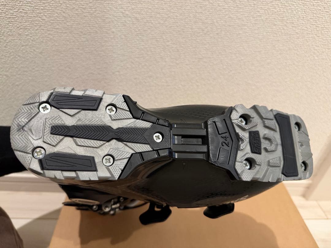 [保証書付き] SALOMON スキーブーツ　SELECT HV 70W GW