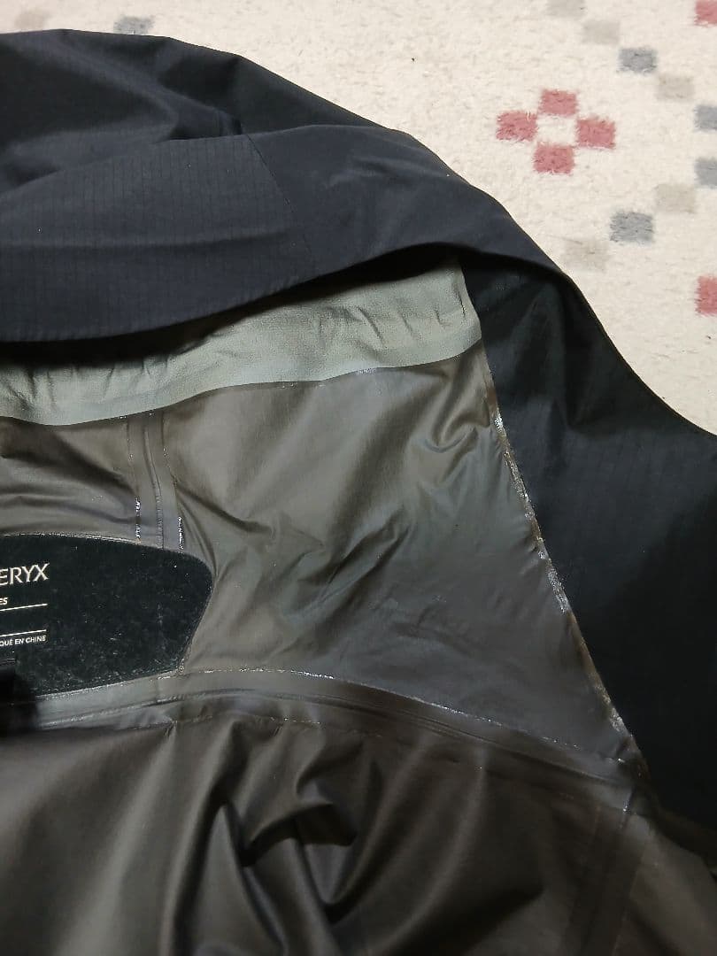 ジャケット・アウター ARC'TERYX BEAMS Zeta SL
