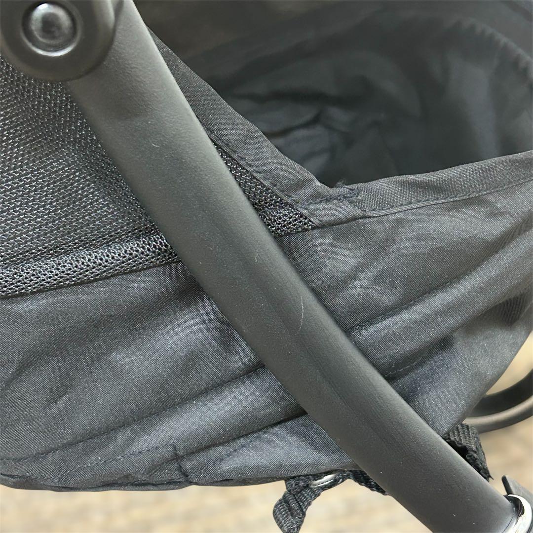 【美品】Apricaアップリカ ラクーナクッションフリープラス AB ブラック