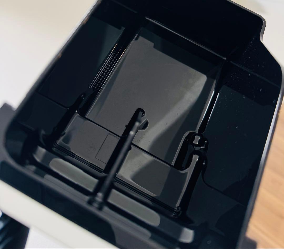 【2024/10購入】DeLonghi ECAM22112W マグニフィカS