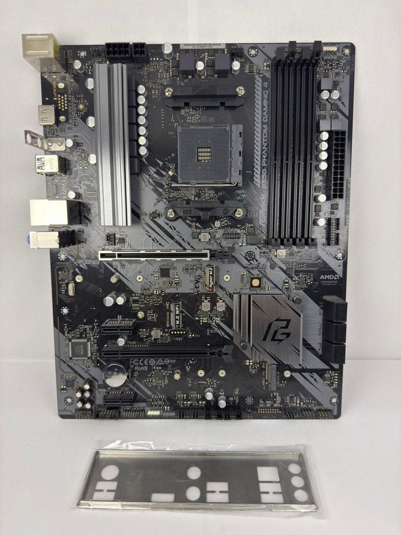 ASRock B550 Phantom Gaming4 ATXマザーボード