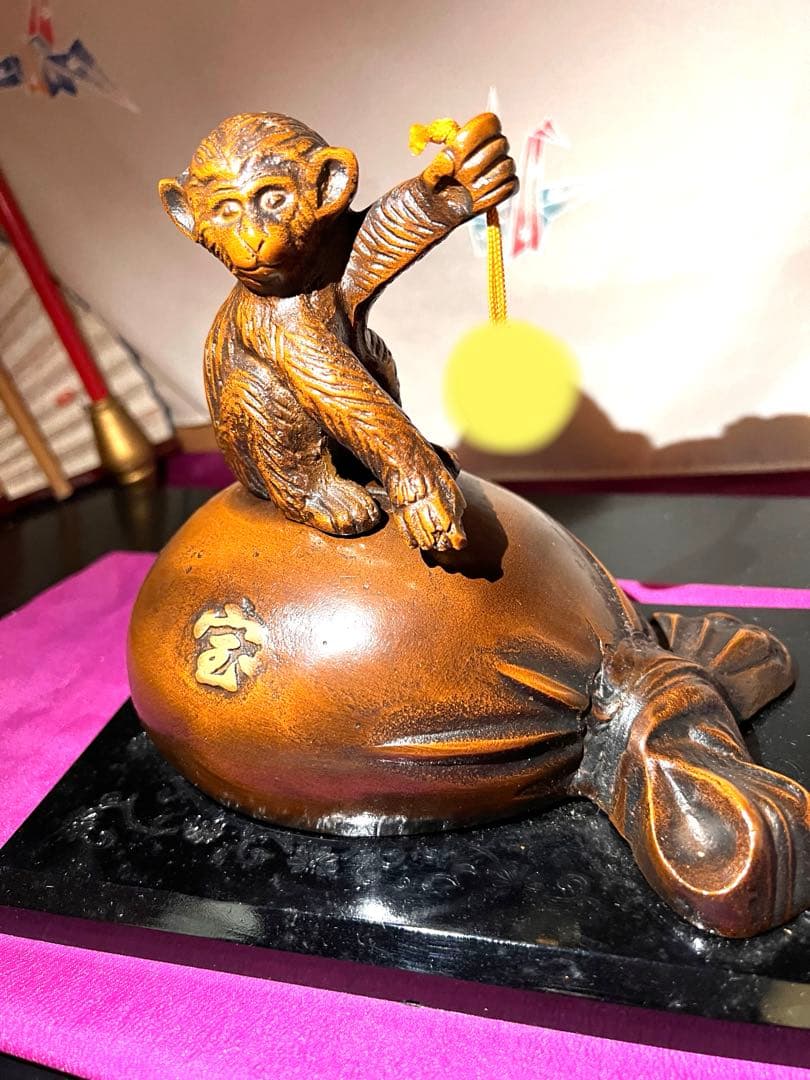 【縁起物】　お猿　置物