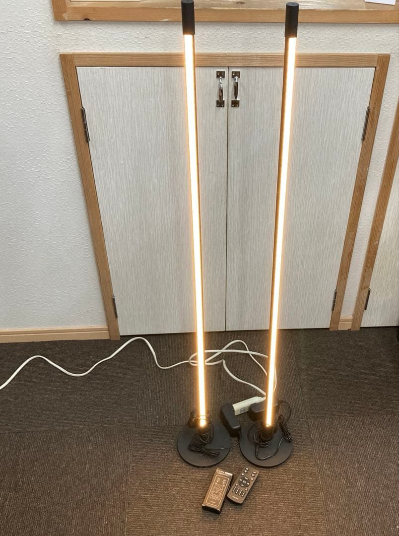 フロアライト 間接照明 リモコン付き LiioBK vo421674