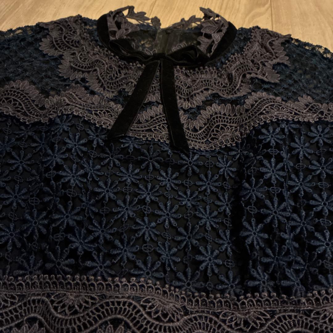 セルフポートレイト　刺繍　トップス