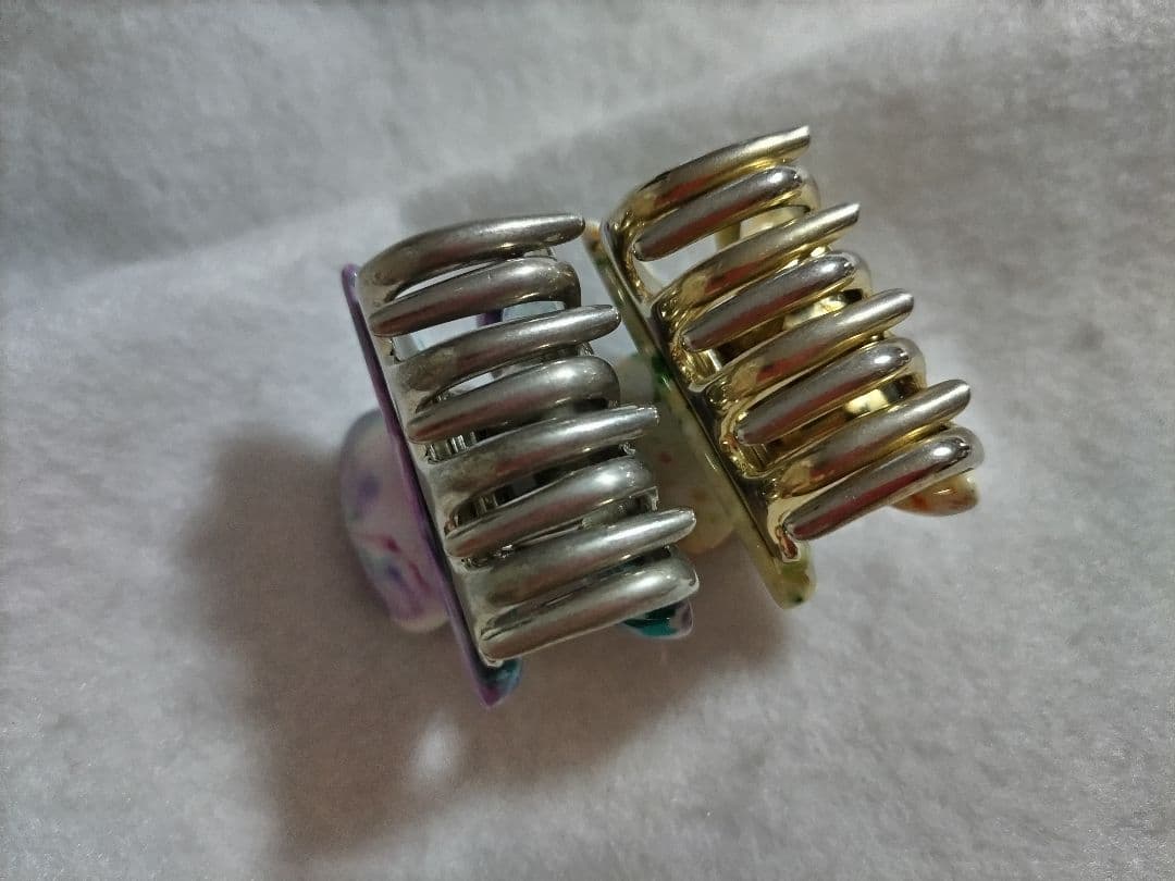 【美品/レア色】acca クリップ　マーブル　 2個セット　マルチカラー