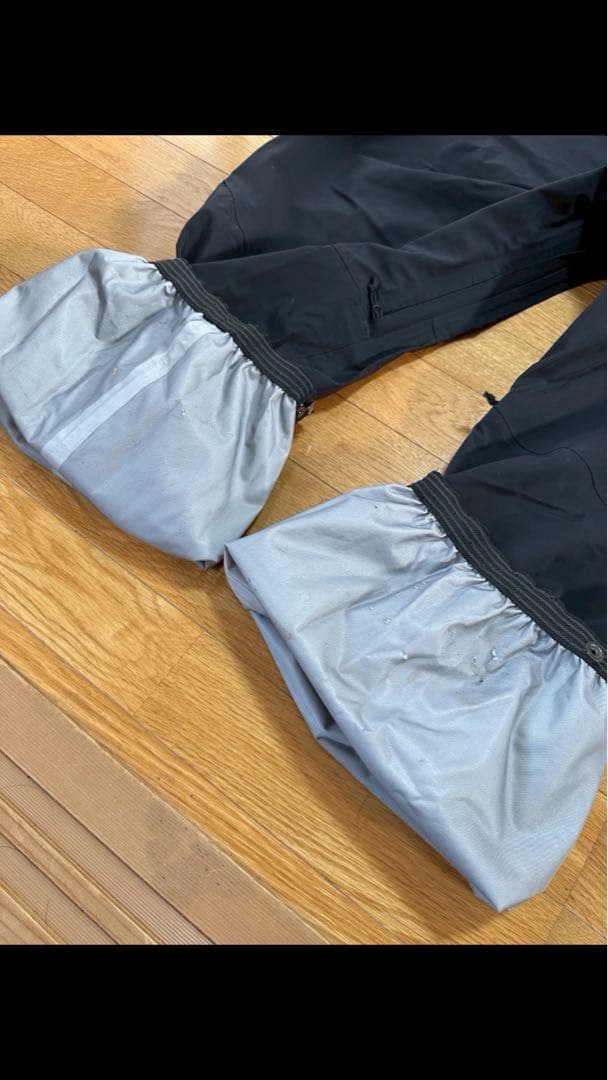 Burton デイビーコン ビブパンツ 2023-2024年モデル