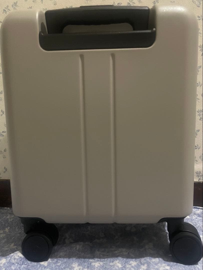 MAIMO USBポート付きキャリーケース SSサイズ ベージュ