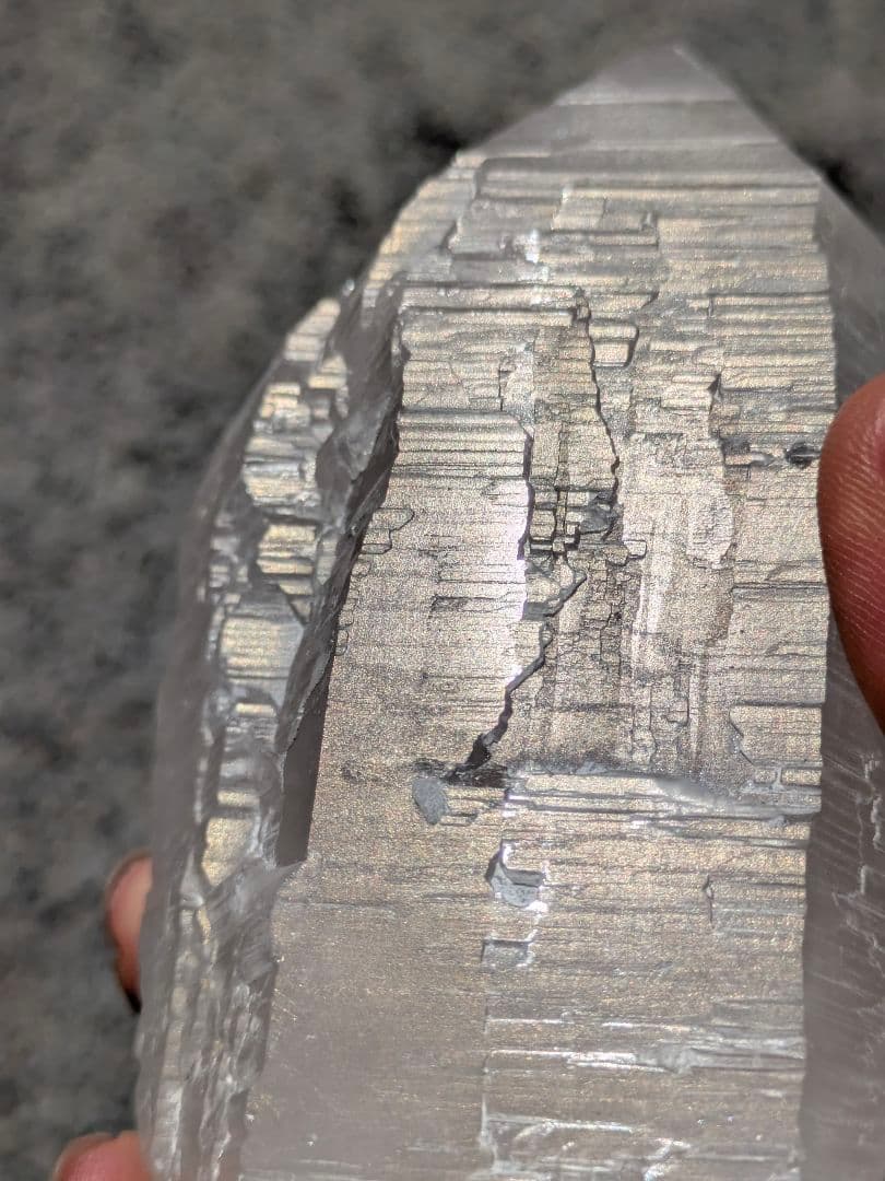 minimalist　チベットカイラス山水晶　　862グラムダブルポイント