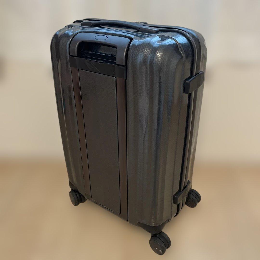 サムソナイト超軽量キューブライト68(コスモライト高級) 無料預入サイズ