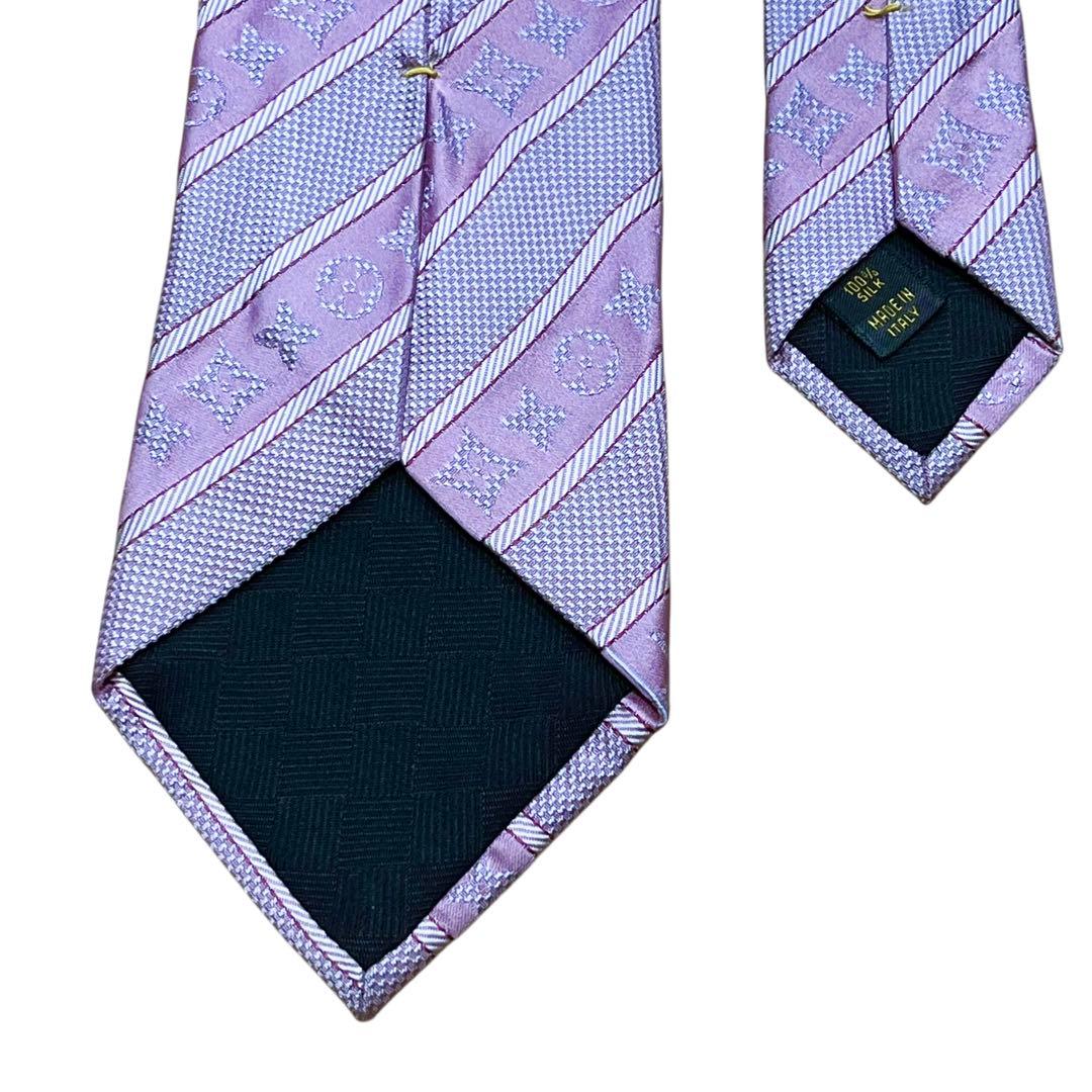 美品　ルイヴィトン　ネクタイ　モノグラム　ピンク　ロゴ　ジャガード　ストライプ