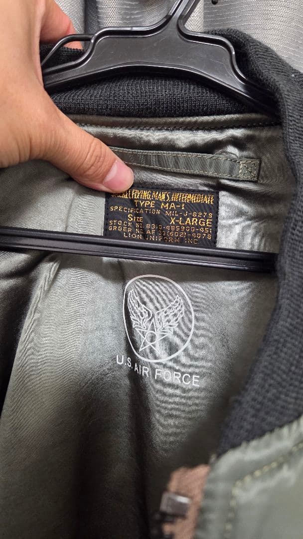 MIL-J-8279（1955〜57年）初期型MA-1 改良復刻モデル　XL