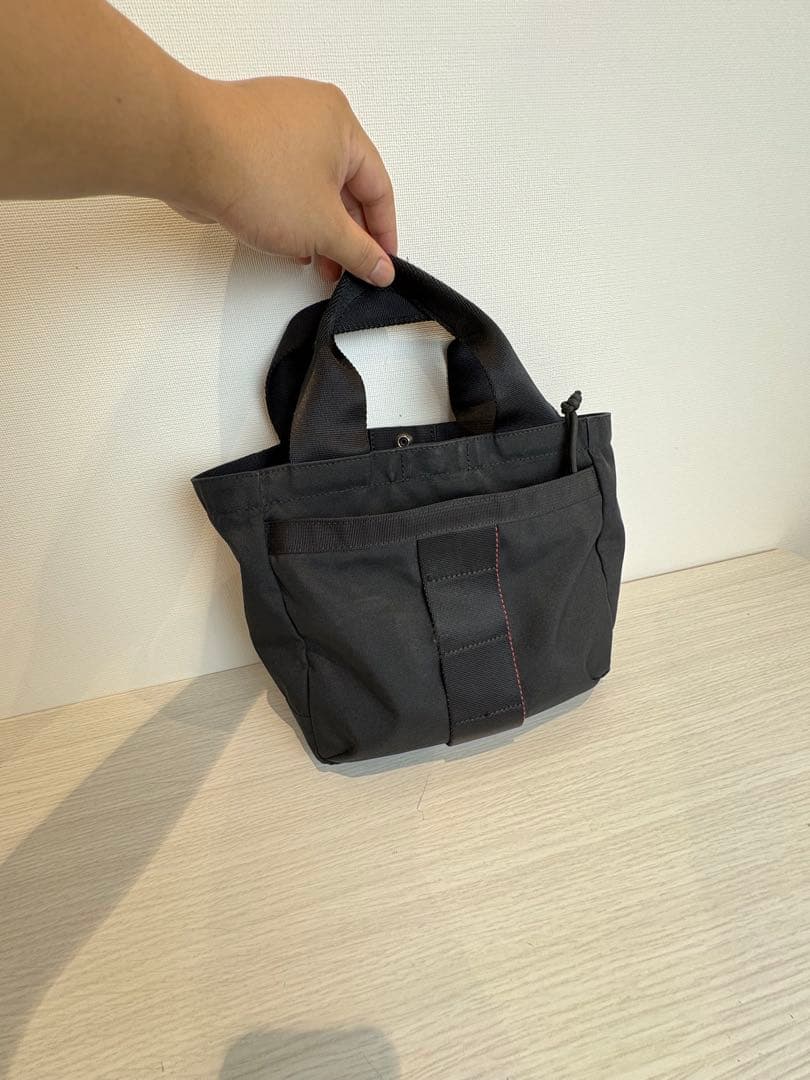 定価2万？くらい　BRIEFING カート用バッグ　黒ナイロントートバッグ