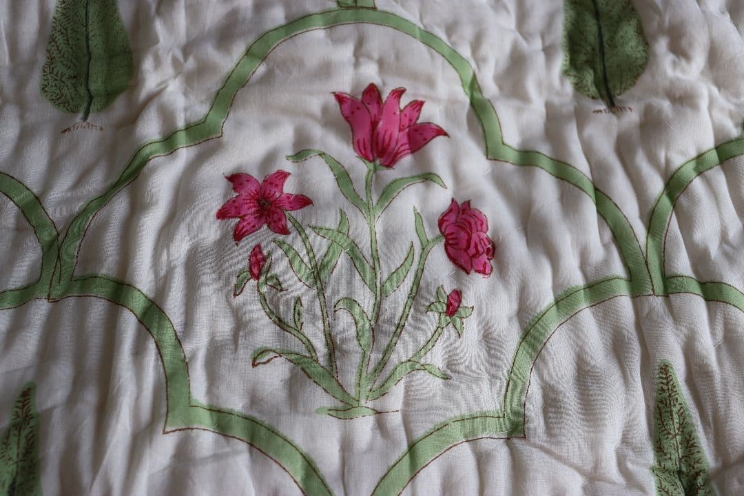 インドのキルト布団　ハンドブロックプリント