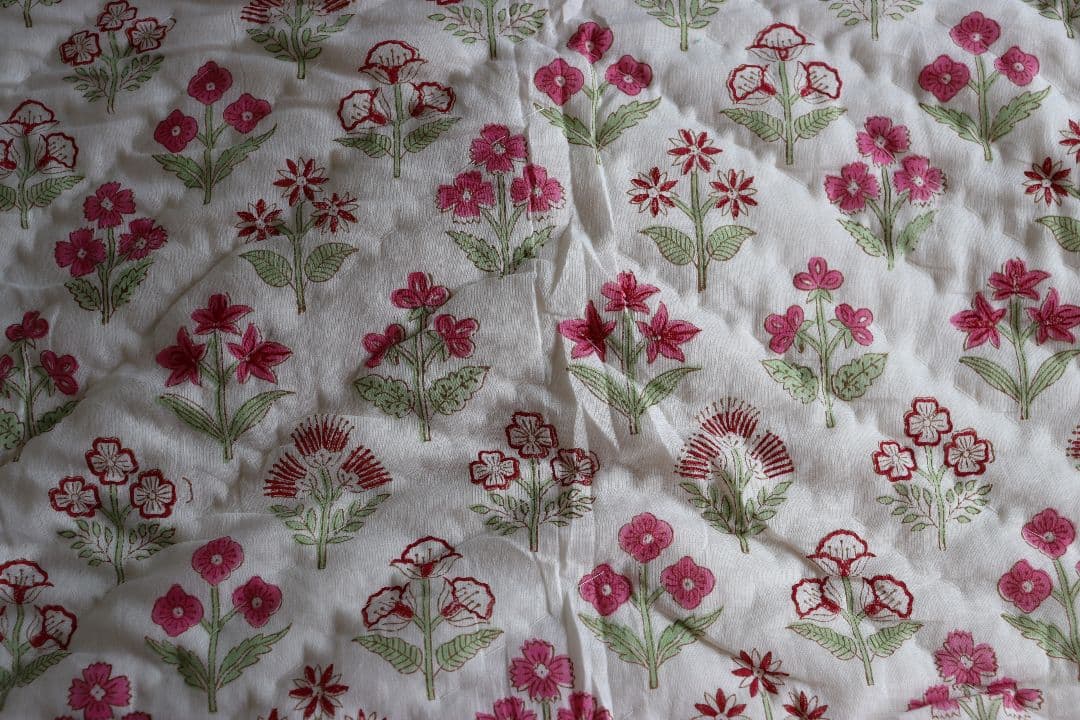 インドのキルト布団　ハンドブロックプリント