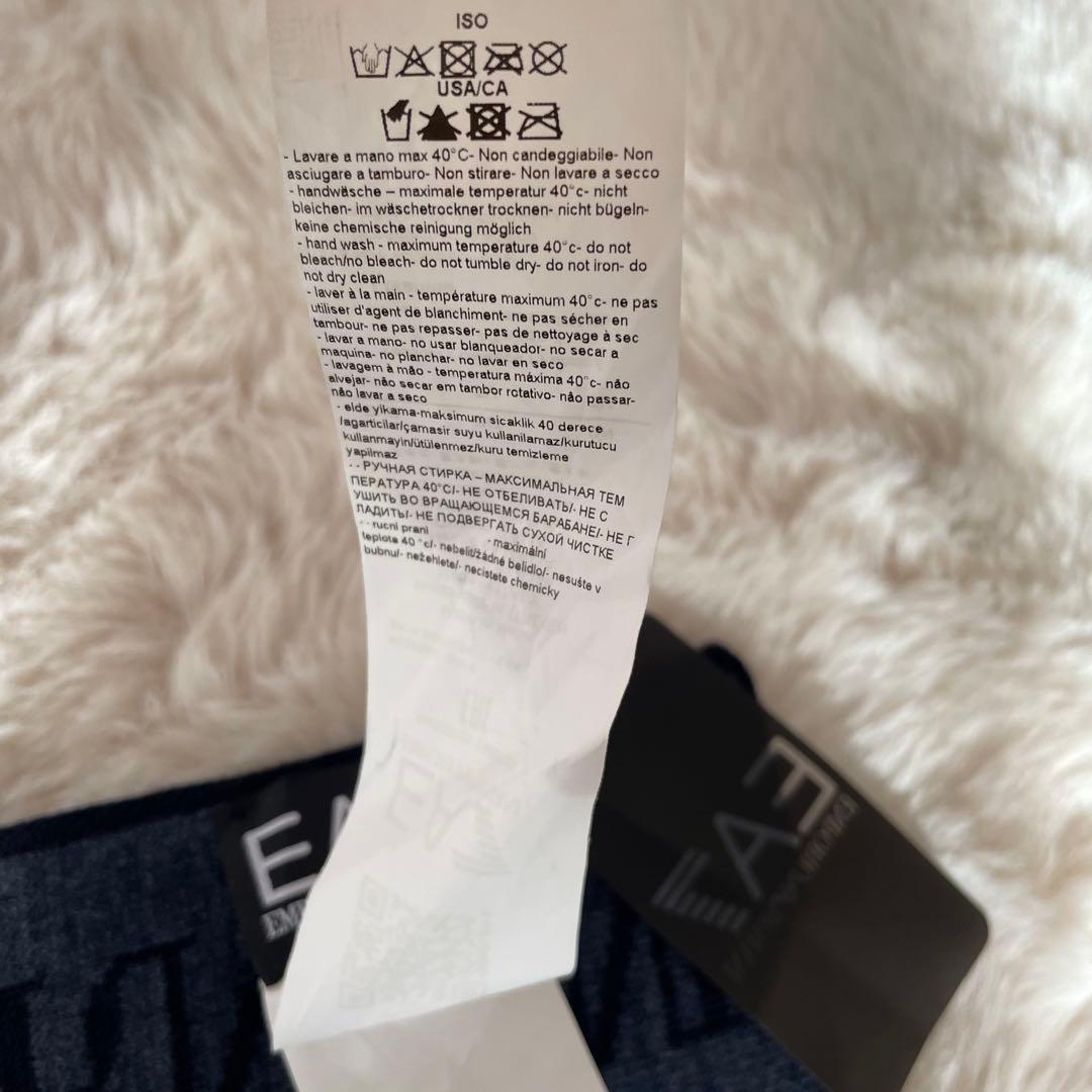 新品未使用　エンポリオアルマーニ　EA7 リバーシブル　ビッグロゴ　マフラー　紺