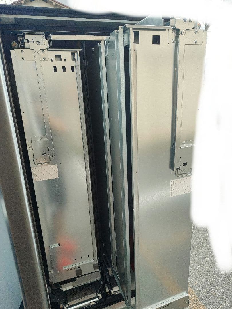 【引取限定】富士電機 小型汎用自動販売機 FRM10D5CZINM 2022年製