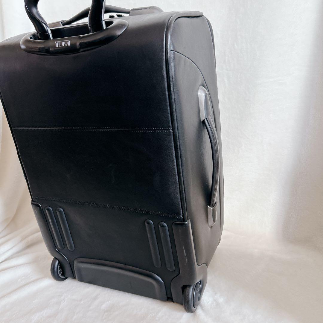 美品 TUMIトゥミ オールレザーキャリーバッグ 92000D4 日本未発売