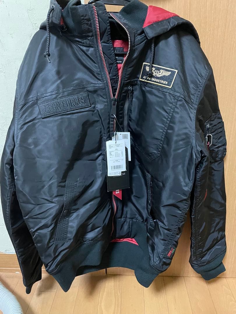 STRICT-G ALPHA フーデッドリブジャケットシャア・アズナブルモデル