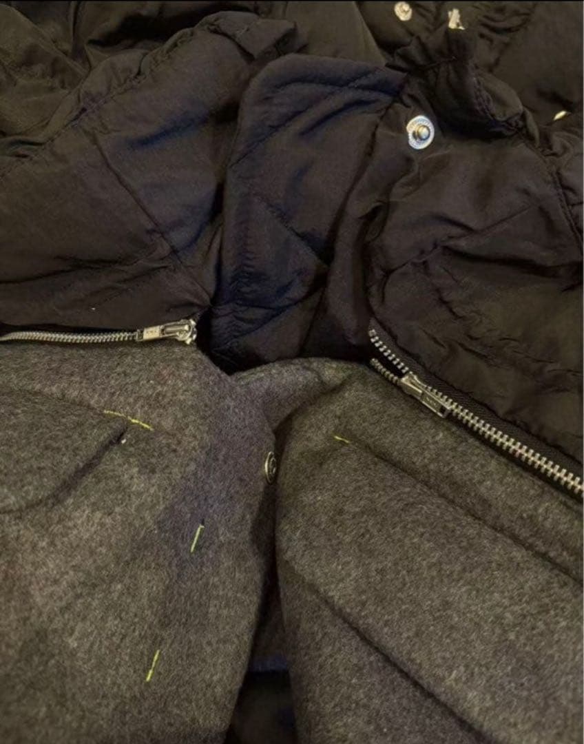 ジャケット・アウター OMMO SHIRRING LAYERED DOWN CT