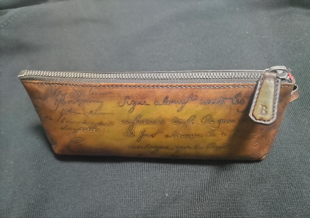 ​【希少・廃盤】ベルルッティ カーキ　オーダー カリグラフィ ペンケース/ポーチ