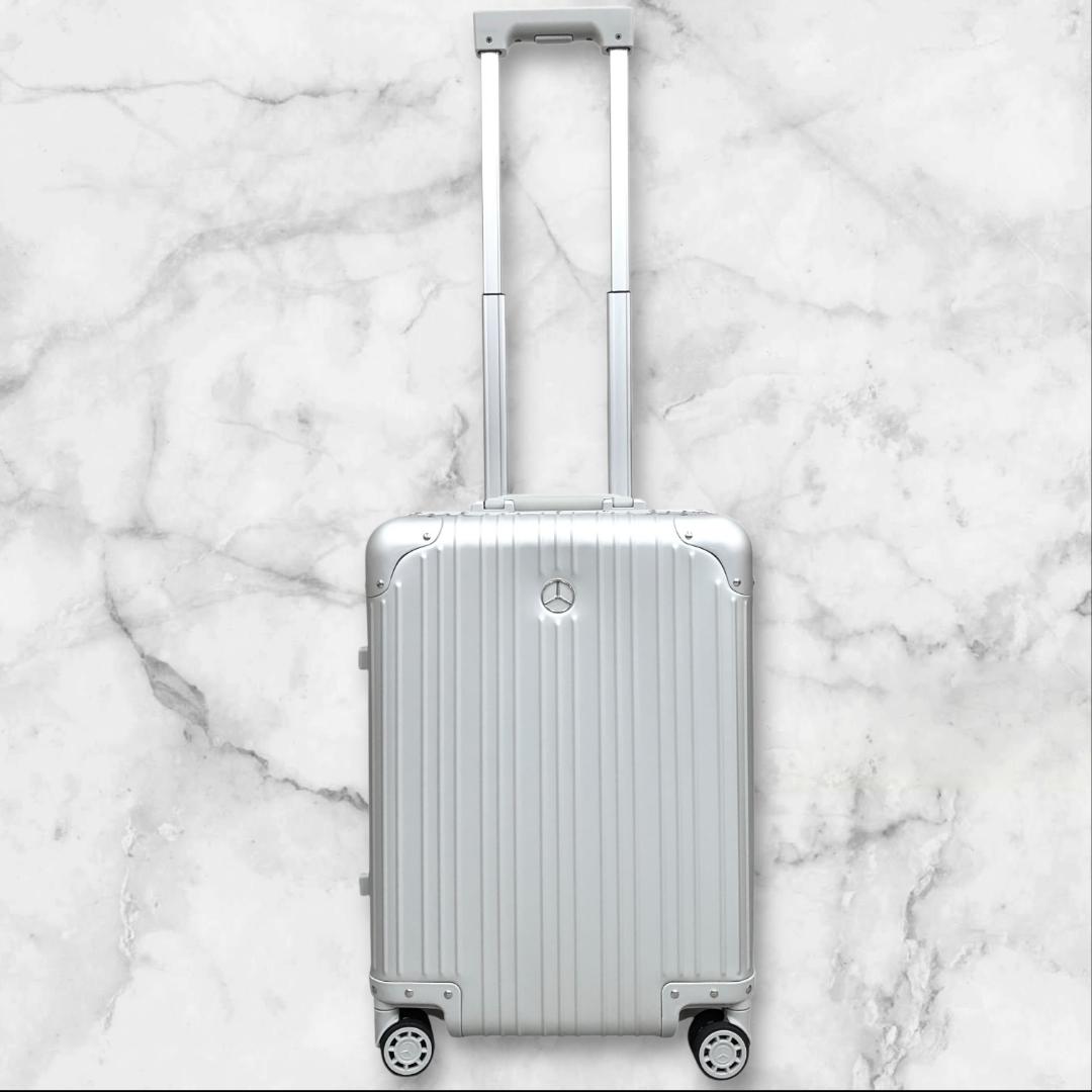 未使用 メルセデスベンツ スーツケース TSAロック 4輪 アルミスーツ 32L