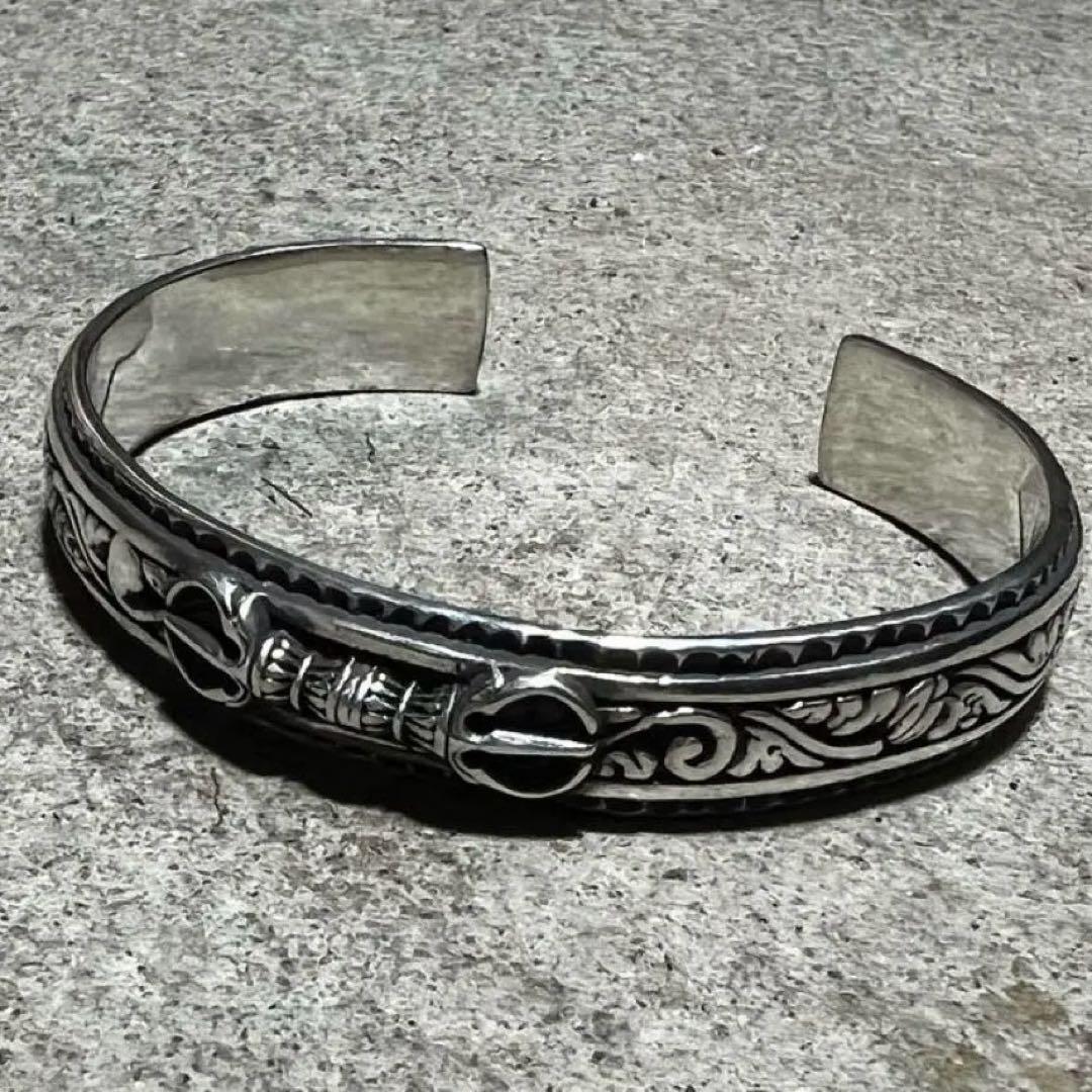 ZOCALO ソカロ ワイドアイビーバングル シルバー950 ドージェ ゴシック