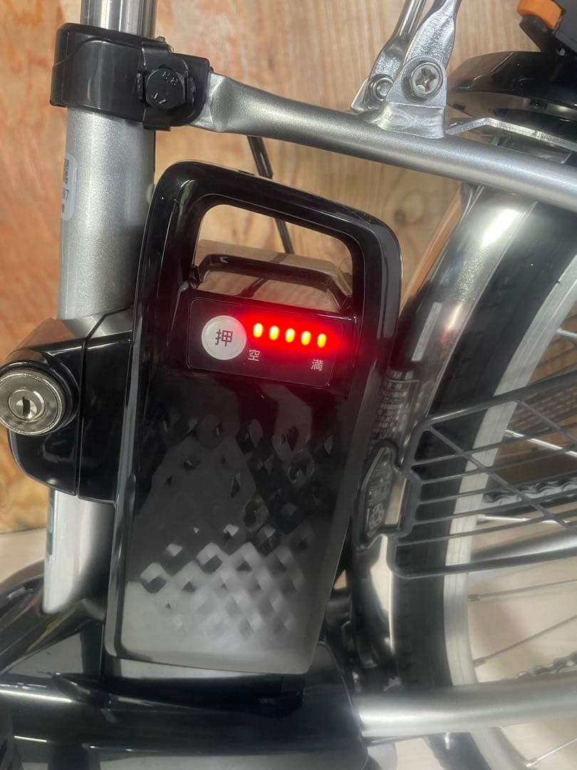 美品 Panasonic 電動自転車 26インチ