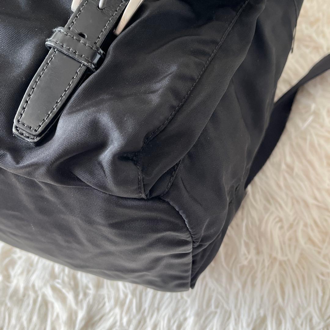 未使用級✨PRADA プラダ　リュックサック　ナイロン　ブラック　三角ロゴ　黒