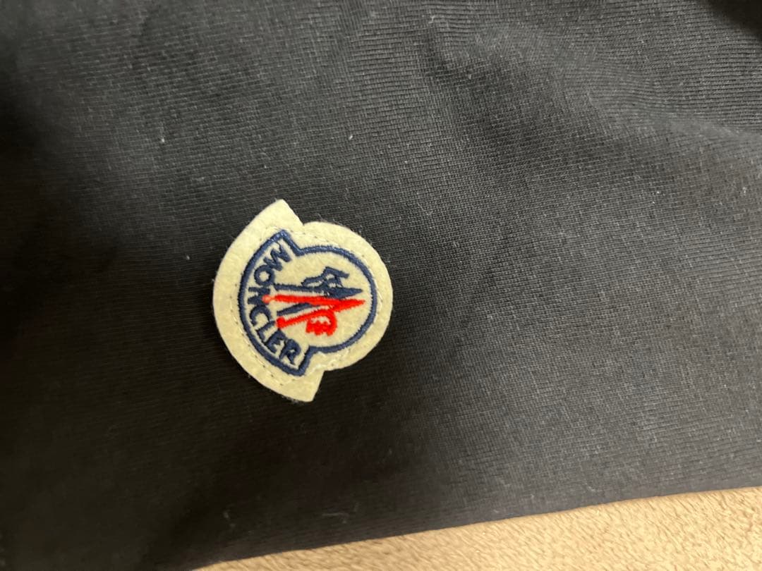 MONCLER モンクレール L 黒 ロゴTシャツ ワッペン QR認証タグ付