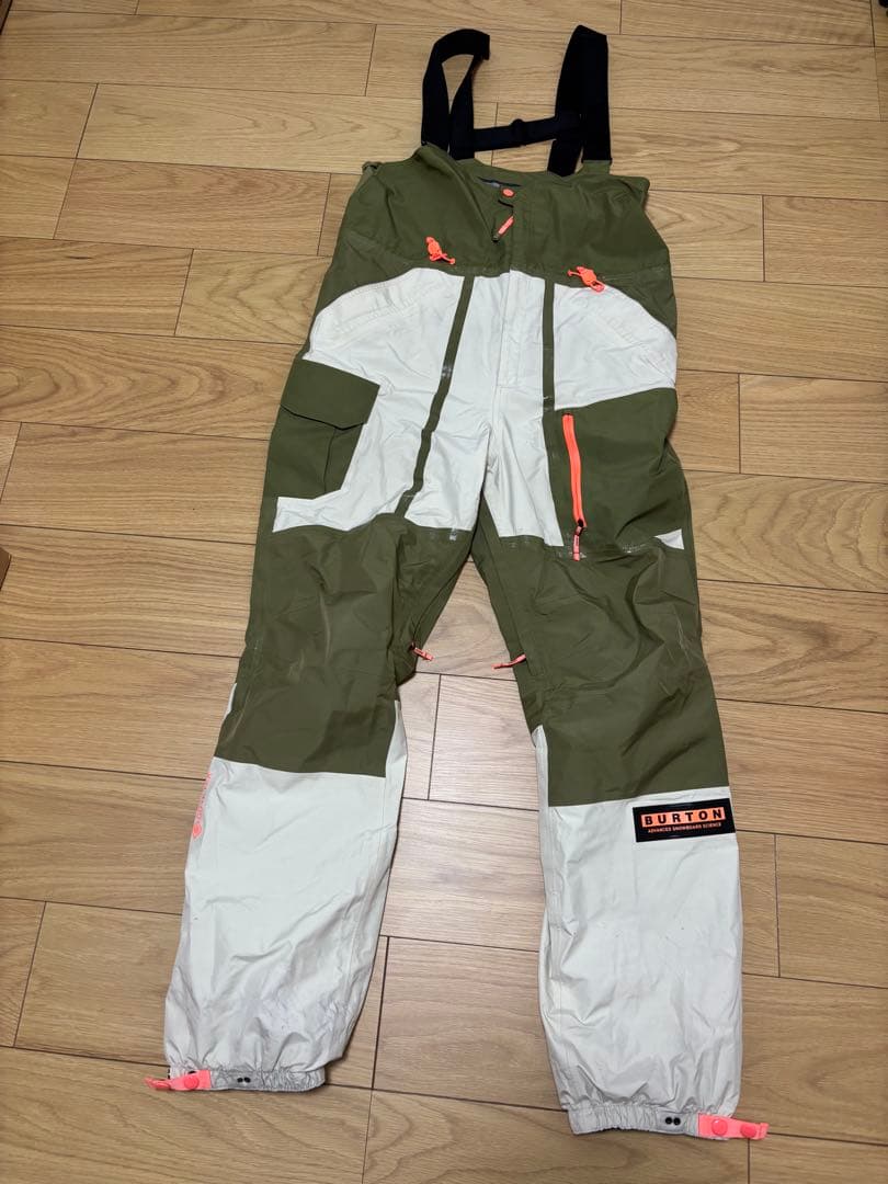Burtonスノーボードウェア (オリーブグリーン/ホワイト)