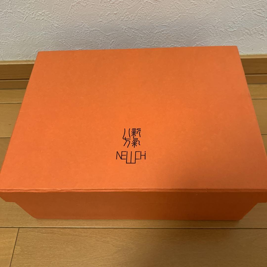 観音様像　白磁陶器