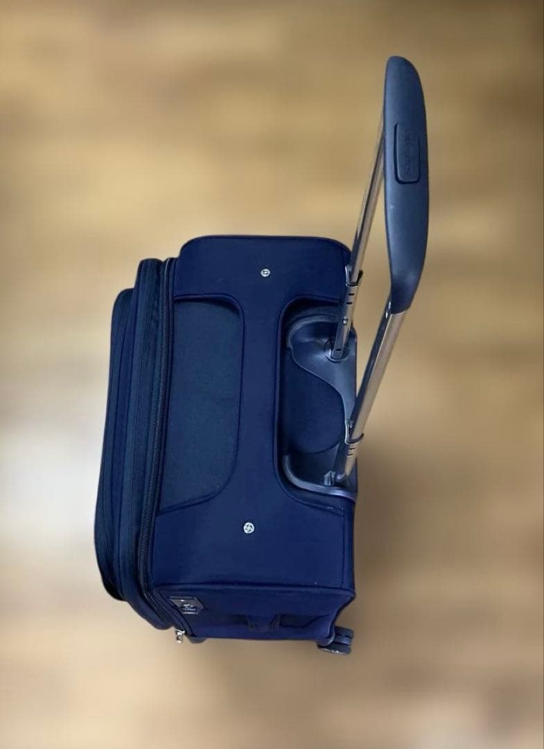 サムソナイト ソフトキャリー ビーライト4 Sサイズ