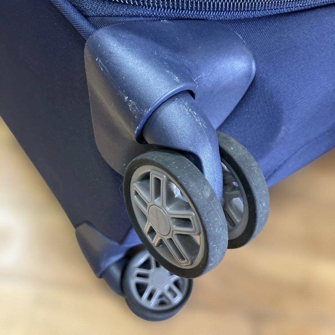 サムソナイト ソフトキャリー ビーライト4 Sサイズ