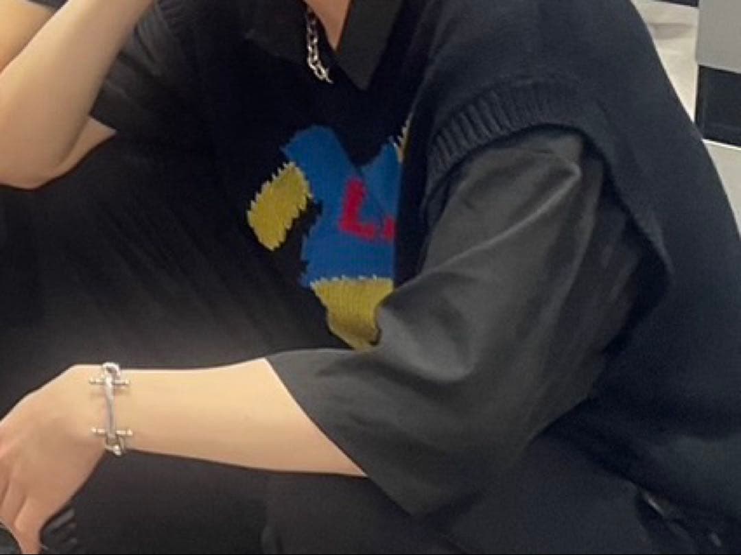 定価6万円超 SAINT LAURENT バングル