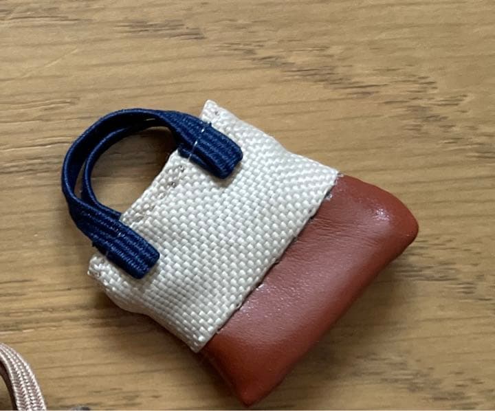 シルバニア　服