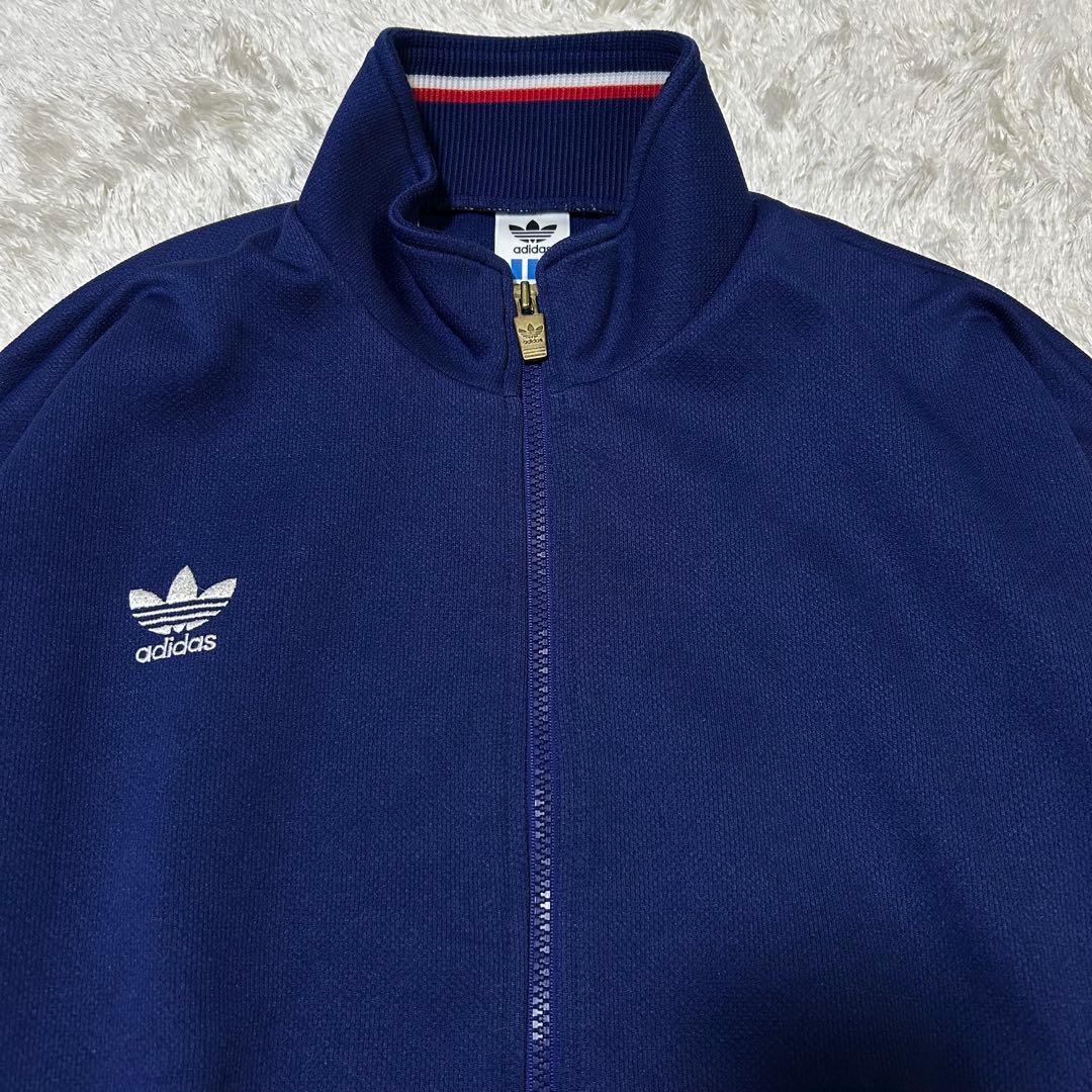 adidas アディダス トラックジャケット　刺繍ロゴ デサント社製