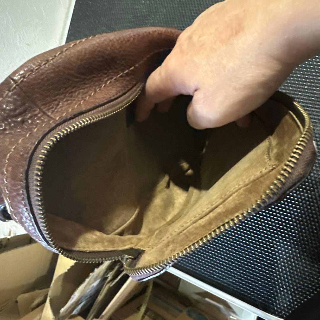 土屋鞄　ボディバッグ　レザー