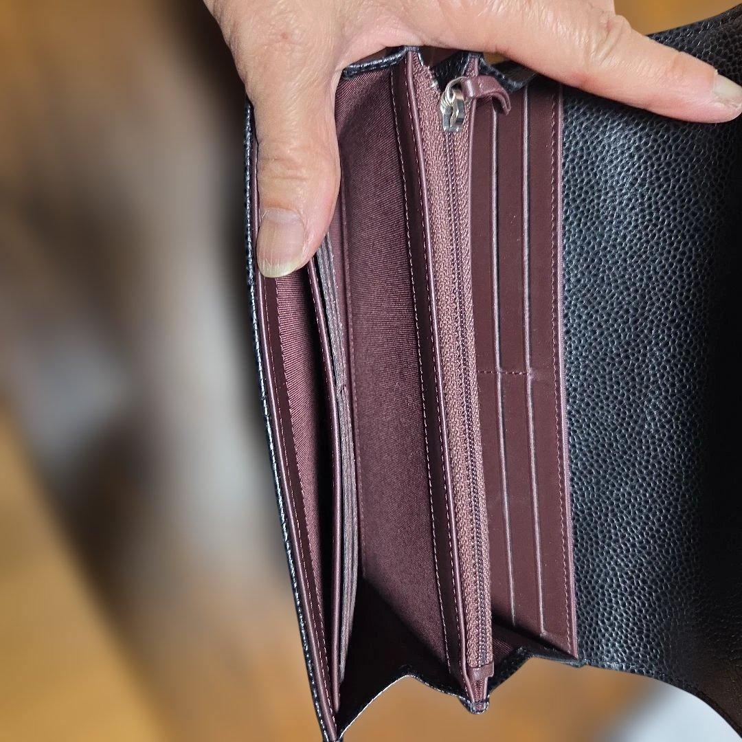 CHANEL ブラックレザー ニつ折り財布